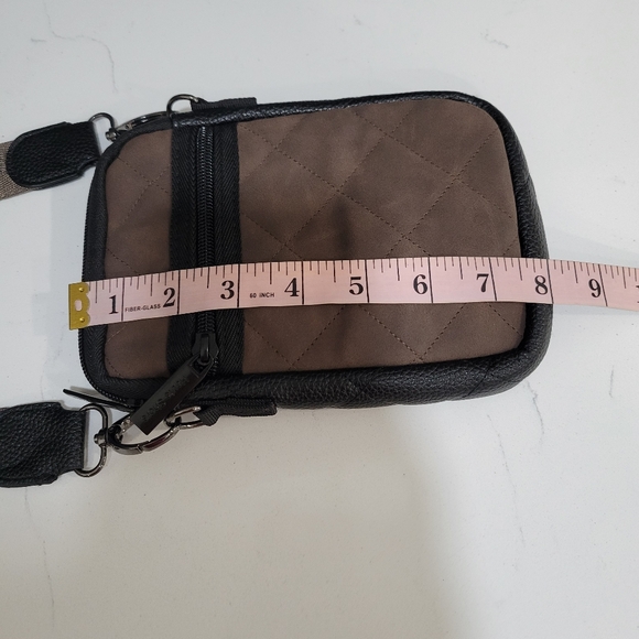 Haute Shore Casey Espreso Cell Phone Case Bag - Picture 9 of 10